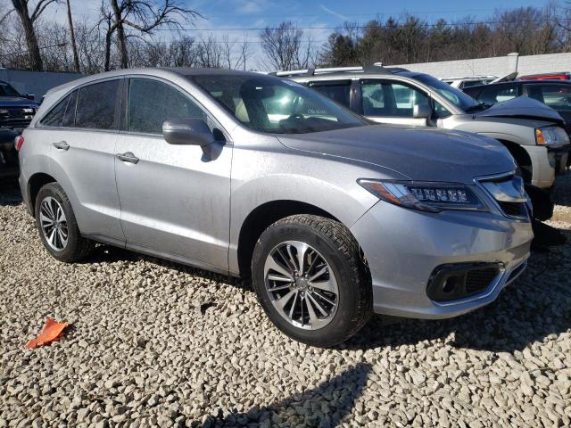 5J8TB4H74JL018034 - 2018 ACURA RDX ADVANCE SILVER photo 4