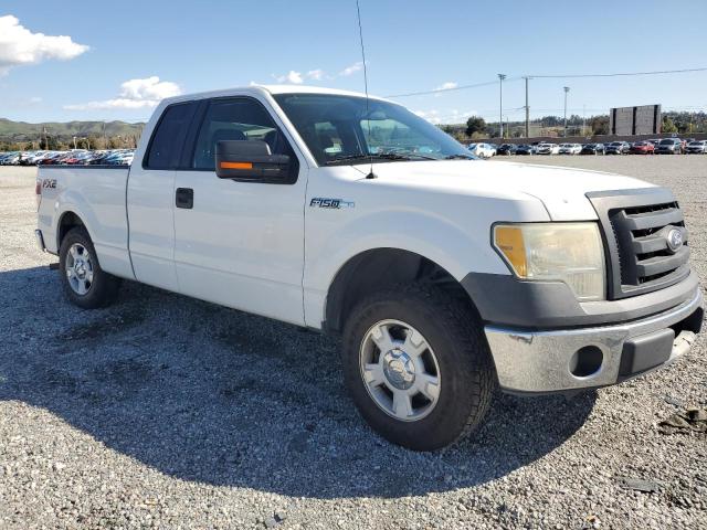 1FTEX1C82AKE39604 - 2010 FORD F150 SUPER CAB WHITE photo 4