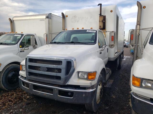 3FRXF7FL0DV796708 - 2013 FORD F750 SUPER DUTY WHITE photo 2