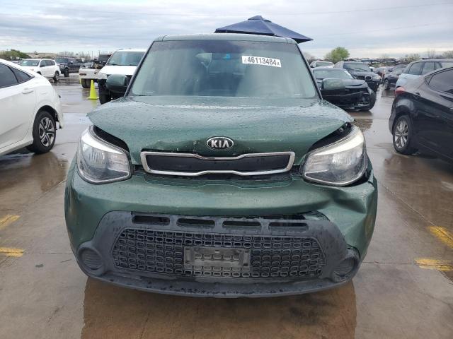 KNDJN2A23E7037186 - 2014 KIA SOUL GREEN photo 5