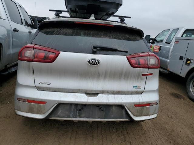 KNDCB3LC1K5349589 - 2019 KIA NIRO FE SILVER photo 6