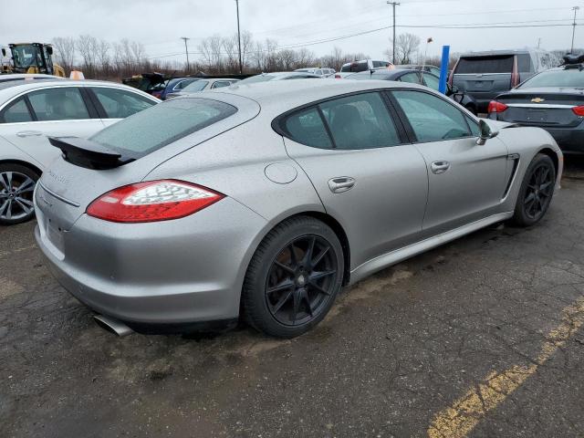 WP0AA2A73BL011102 - 2011 PORSCHE PANAMERA 2 SILVER photo 3