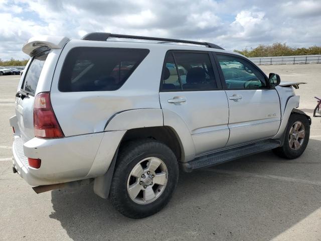 JTEBU14R138008122 - 2003 TOYOTA 4RUNNER SR5 SILVER photo 3