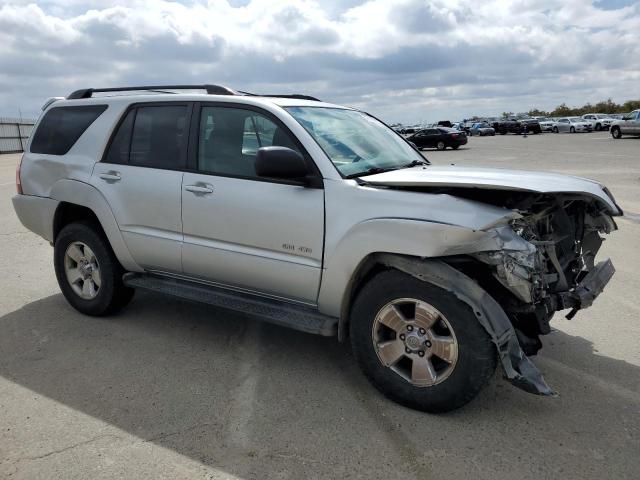 JTEBU14R138008122 - 2003 TOYOTA 4RUNNER SR5 SILVER photo 4