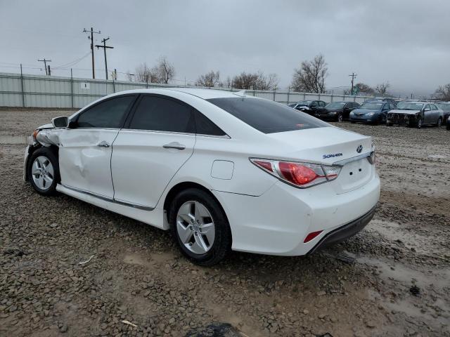 KMHEC4A41CA063267 - 2012 HYUNDAI SONATA HYBRID WHITE photo 2