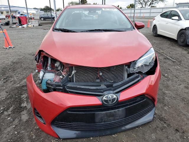 5YFBURHE7JP830080 - 2018 TOYOTA COROLLA L RED photo 5