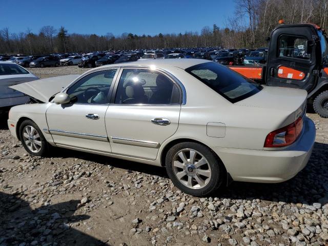 KNAGD128445304661 - 2004 KIA OPTIMA LX WHITE photo 2