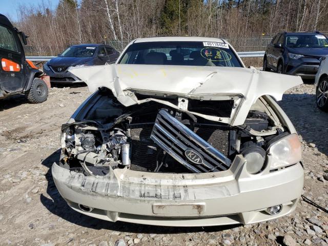 KNAGD128445304661 - 2004 KIA OPTIMA LX WHITE photo 5