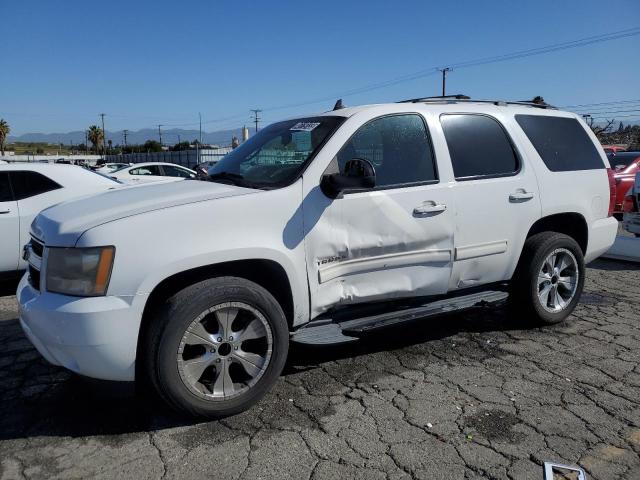 1GNSCAE02BR251266 - 2011 CHEVROLET TAHOE C1500  LS WHITE photo 1