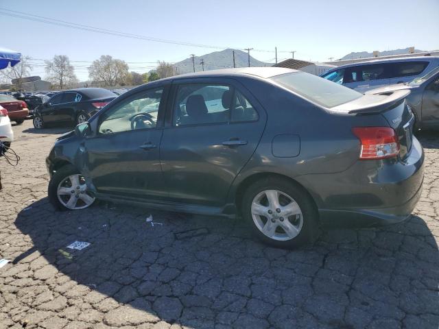 JTDBT923071030616 - 2007 TOYOTA YARIS GRAY photo 2