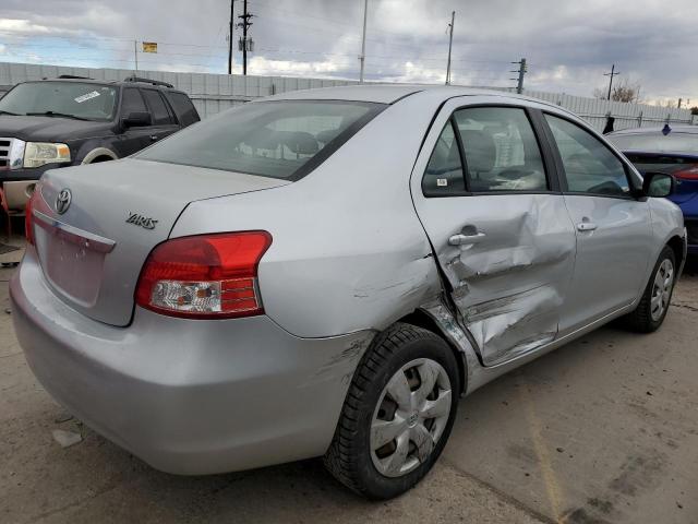 JTDBT923681265281 - 2008 TOYOTA YARIS BASE SILVER photo 3