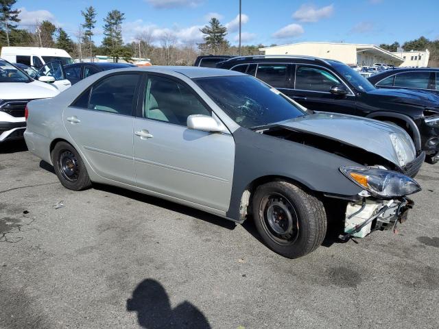 4T1BE32K73U208332 - 2003 TOYOTA CAMRY LE SILVER photo 4