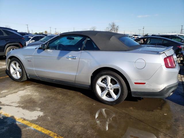 1ZVBP8FF9B5157687 - 2011 FORD MUSTANG GT SILVER photo 2