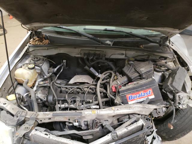 1FMCU92Z58KA67917 - 2008 FORD ESCAPE XLS SILVER photo 7