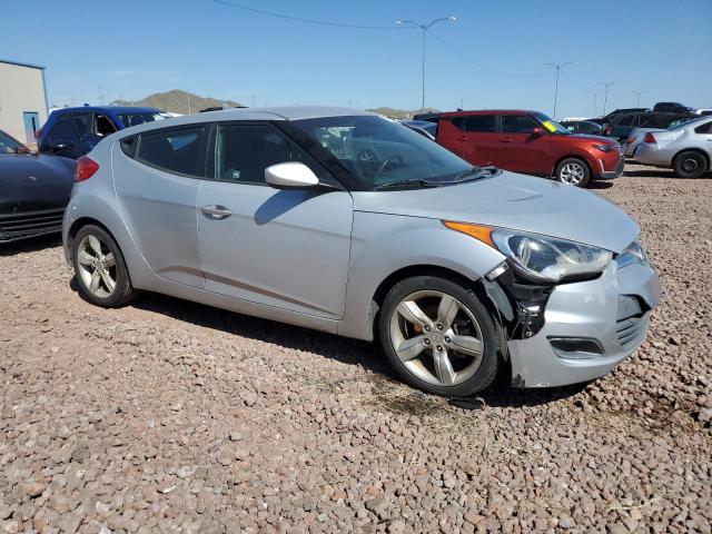 KMHTC6AD5FU228565 - 2015 HYUNDAI VELOSTER GRAY photo 4