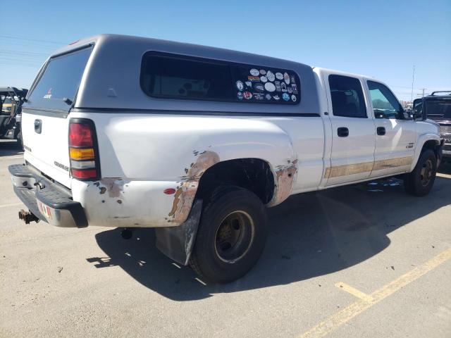 1GCJK33D66F165927 - 2006 CHEVROLET SILVERADO K3500 WHITE photo 3