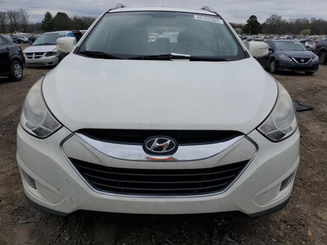 KM8JU3AC3CU491238 - 2012 HYUNDAI TUCSON GLS WHITE photo 5