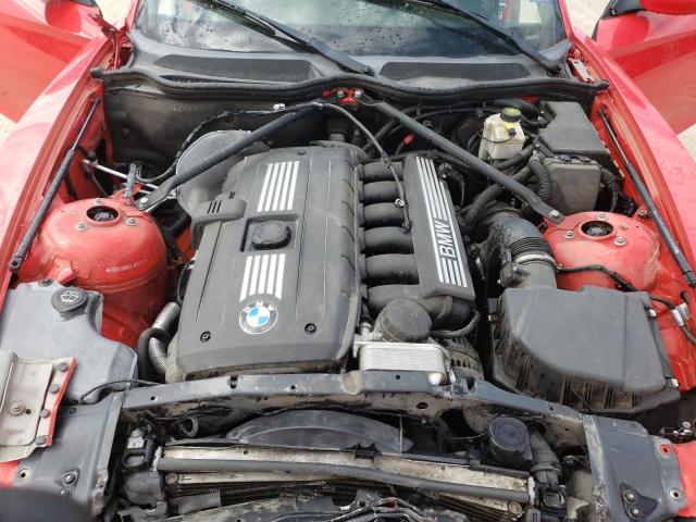 4USBU33558LW75319 - 2008 BMW Z4 3.0 RED photo 11