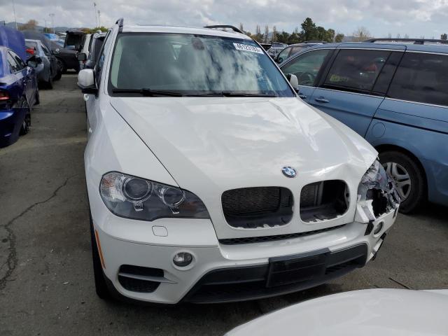 5UXZV4C50D0E13843 - 2013 BMW X5 XDRIVE35I WHITE photo 5