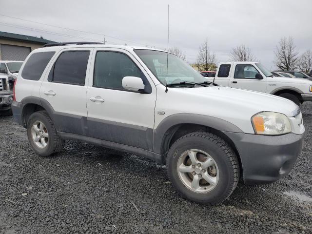 4F2CZ94175KM47348 - 2005 MAZDA TRIBUTE S WHITE photo 4