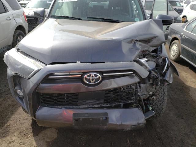 JTEMU5JR4N6003824 - 2022 TOYOTA 4RUNNER SR5/SR5 PREMIUM 灰色 照片 12