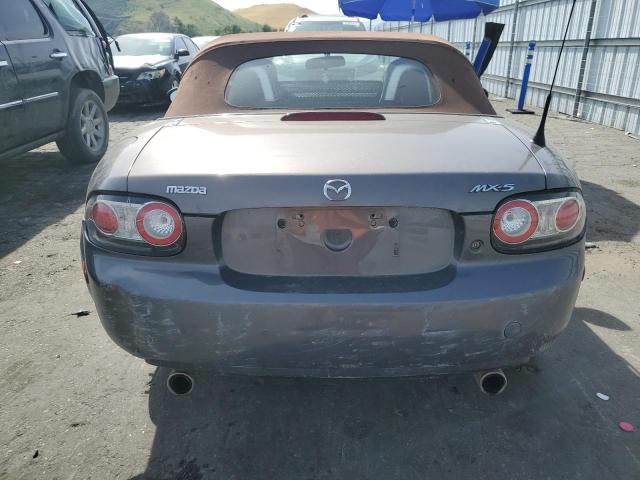 JM1NC25F570126399 - 2007 MAZDA MX-5 MIATA CHARCOAL photo 6