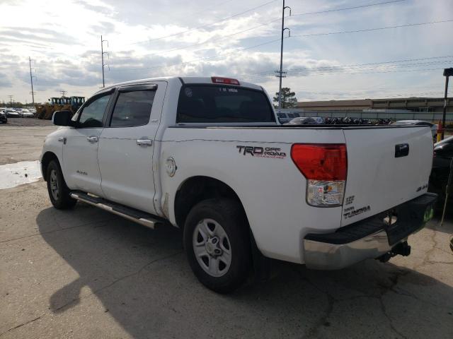 5TFDW5F19BX169540 - 2011 TOYOTA TUNDRA CREWMAX SR5 WHITE photo 2