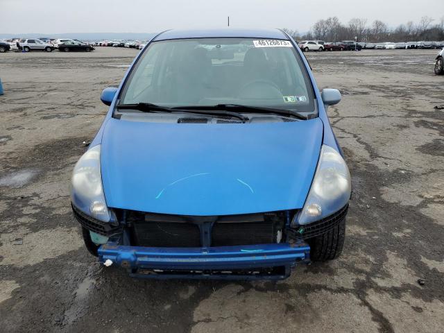 JHMGD38658S009417 - 2008 HONDA FIT SPORT BLUE photo 5