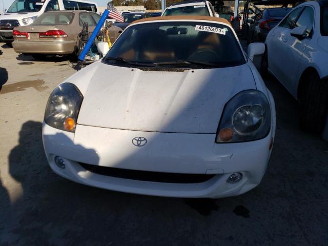 JTDFR320340067647 - 2004 TOYOTA MR2 SPYDER WHITE photo 5