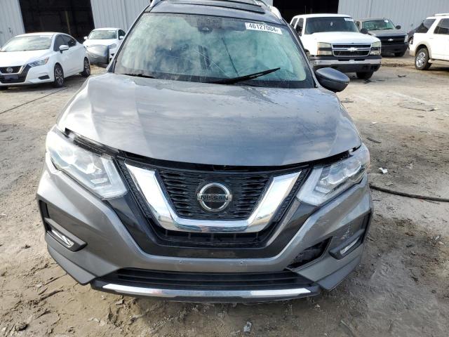 JN8AT2MV4JW323922 - 2018 NISSAN ROGUE S GRAY photo 11