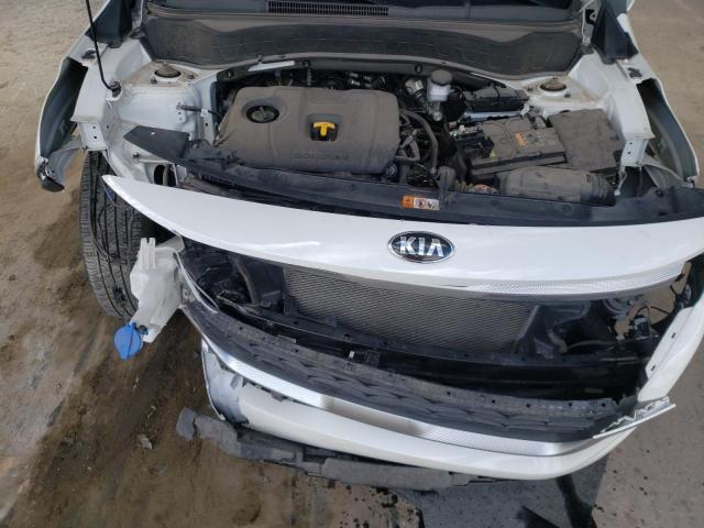 KNDEUCAA2M7227867 - 2021 KIA SELTOS S WHITE photo 12