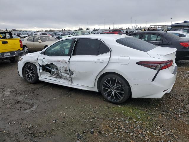 4T1G11AKXPU120470 - 2023 TOYOTA CAMRY SE NIGHT SHADE WHITE photo 2