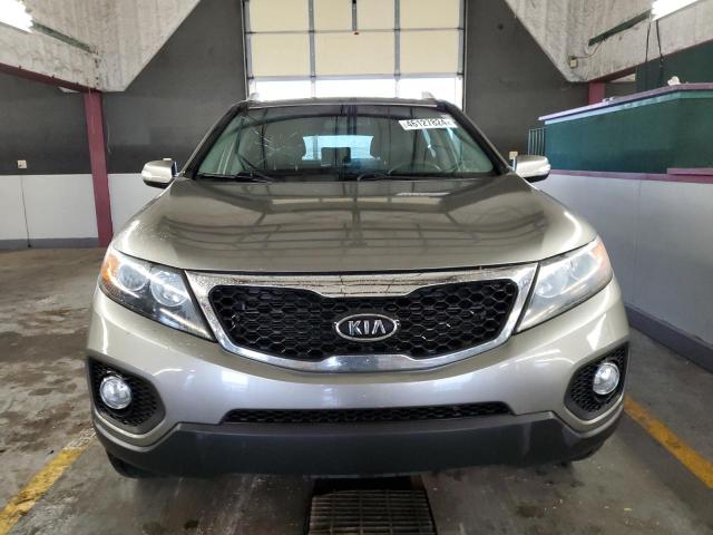 5XYKU4A27DG341299 - 2013 KIA SORENTO EX GRAY photo 5