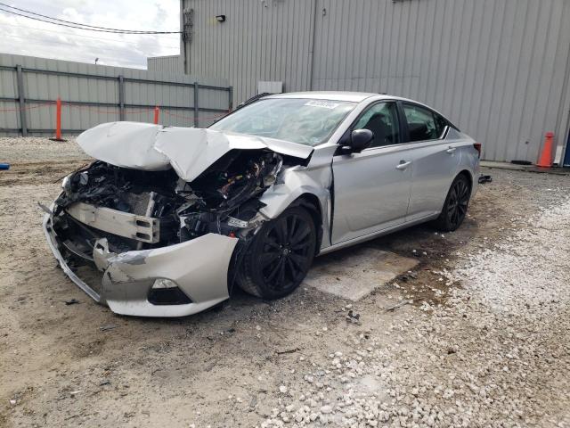 1N4BL4CV9KC198373 - 2019 NISSAN ALTIMA SR SILVER photo 1