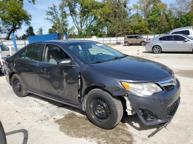 4T4BF1FKXDR283092 - 2013 TOYOTA CAMRY L GRAY photo 4