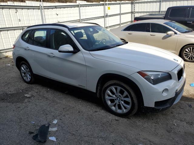 WBAVL1C54EVY17361 - 2014 BMW X1 XDRIVE28I WHITE photo 4