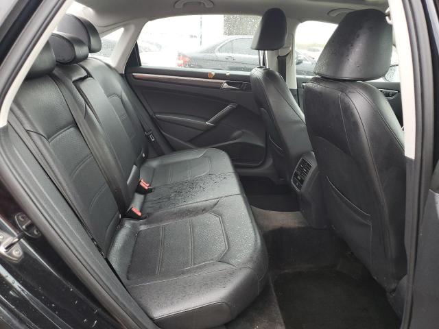 1VWBT7A38HC062948 - 2017 VOLKSWAGEN PASSAT SE BLACK photo 10