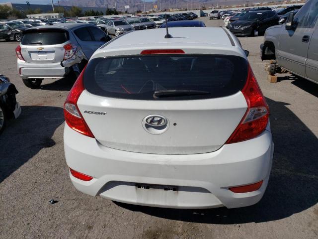 KMHCT5AE4FU219486 - 2015 HYUNDAI ACCENT GS WHITE photo 6