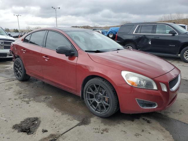 YV1902FH8B2016271 - 2011 VOLVO S60 T6 RED photo 4