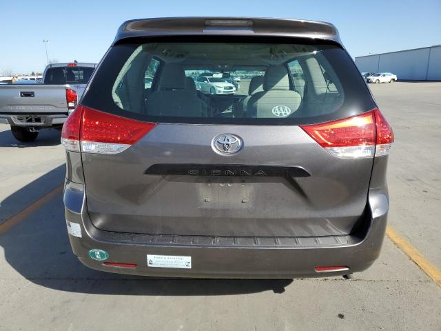 5TDZK3DC0BS111767 - 2011 TOYOTA SIENNA GRAY photo 6