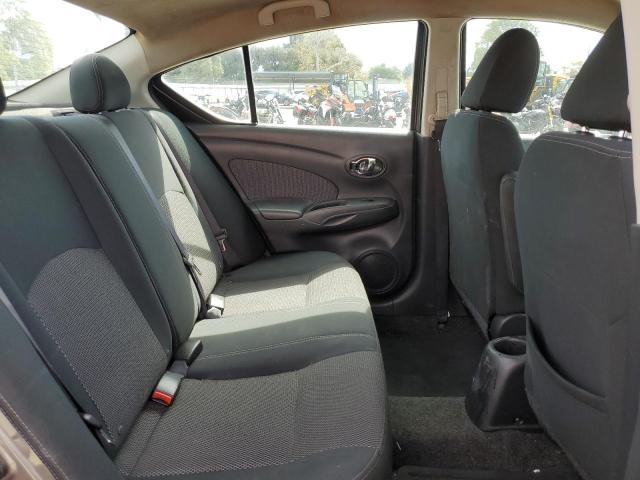 3N1CN7AP6GL845034 - 2016 NISSAN VERSA S GRAY photo 10