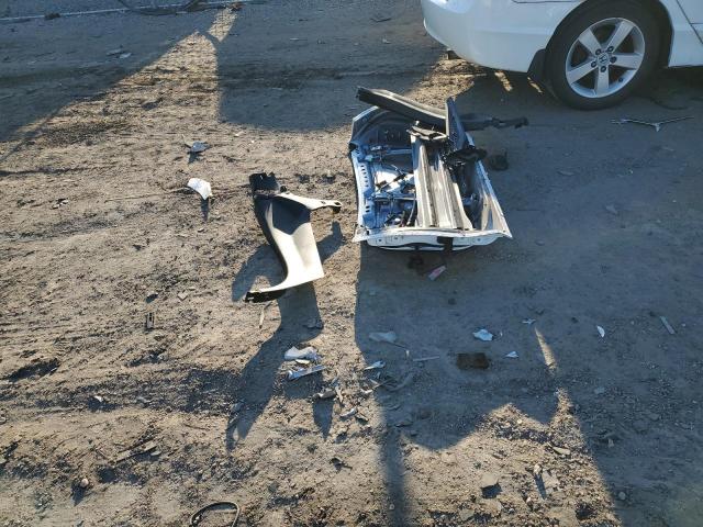 1G1YB2D74K5112458 - 2019 CHEVROLET CORVETTE STINGRAY 1LT WHITE photo 12