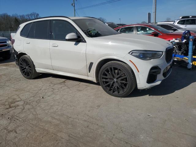 5UXCR6C06N9K42830 - 2022 BMW X5 XDRIVE40I WHITE photo 4