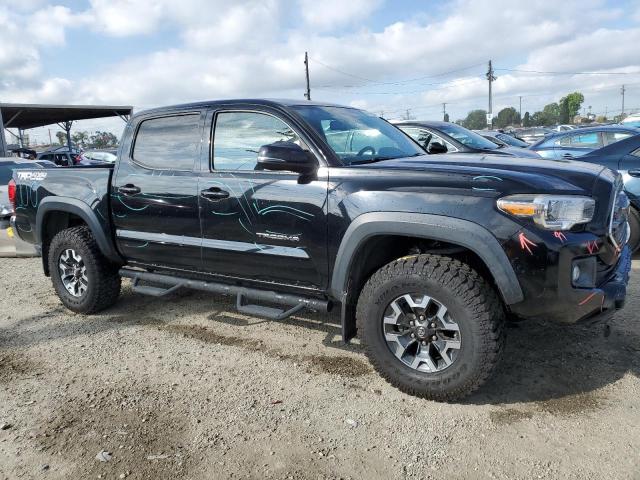 3TMCZ5AN5HM077790 - 2017 TOYOTA TACOMA DOUBLE CAB BLACK photo 4