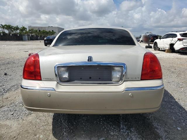 1LNHM81W44Y685180 - 2004 LINCOLN TOWN CAR EXECUTIVE Beige Foto 6