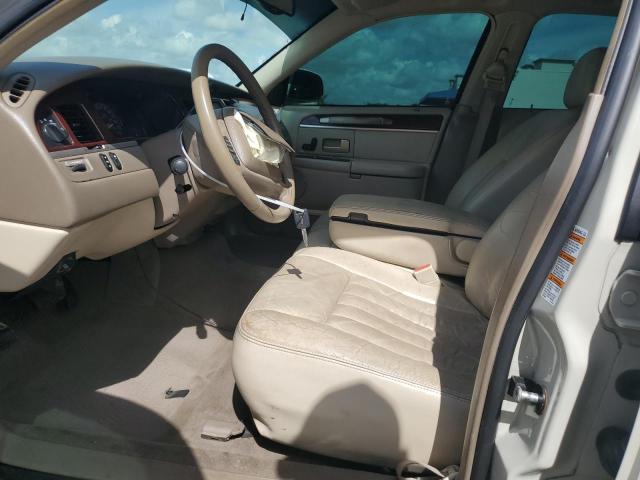 1LNHM81W44Y685180 - 2004 LINCOLN TOWN CAR EXECUTIVE Beige Foto 7