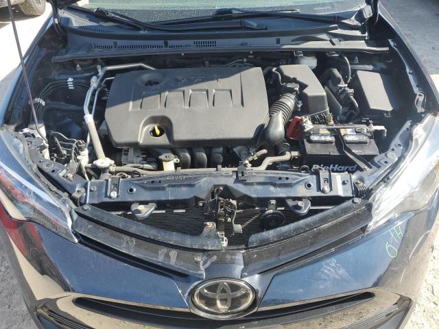 2T1BURHE0JC023724 - 2018 TOYOTA COROLLA L BLUE photo 11