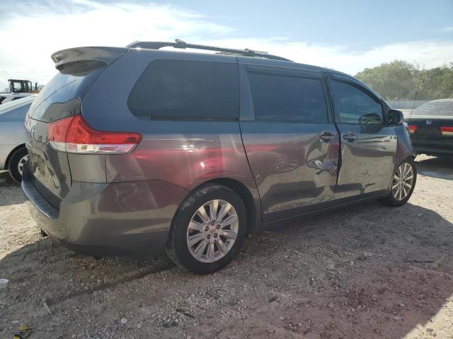 5TDJK3DC9DS052024 - 2013 TOYOTA SIENNA LE GRAY photo 3