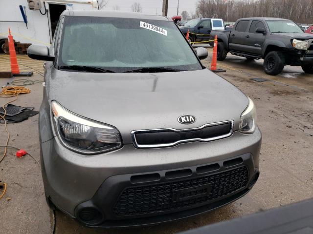 KNDJN2A21E7055685 - 2014 KIA SOUL GRAY photo 5