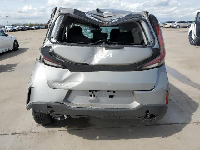 KNDJ23AU2P7873607 - 2023 KIA SOUL LX SILVER photo 6